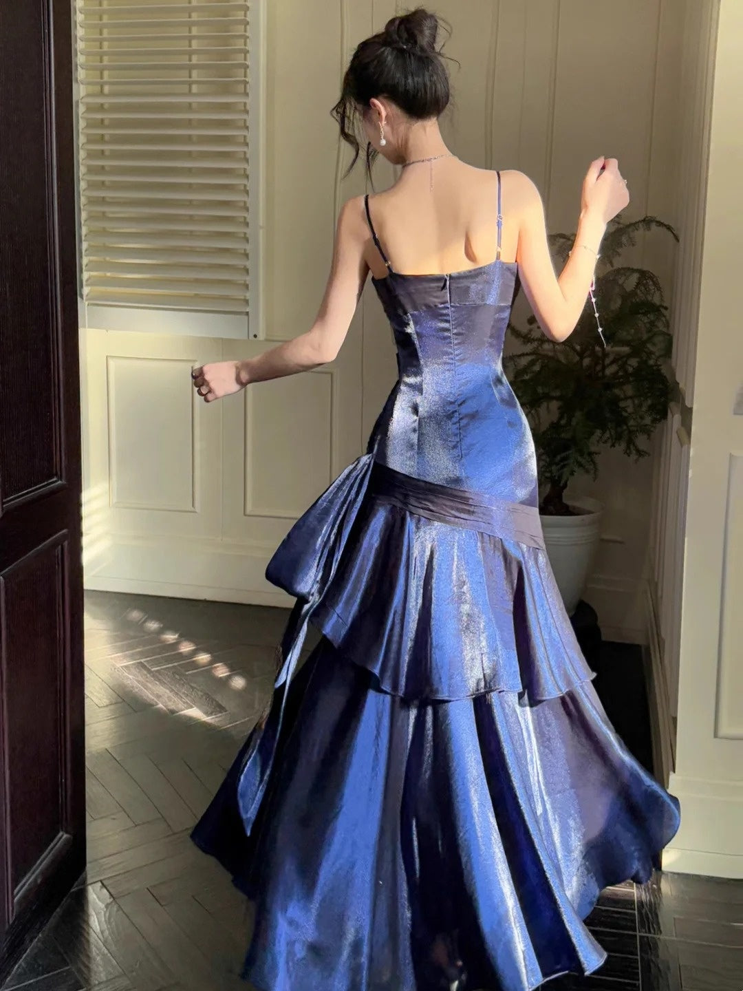 Robe de soirée sirène bleue à volants, tenue de soirée légère et luxueuse, idéale pour les petites personnes, nv4543