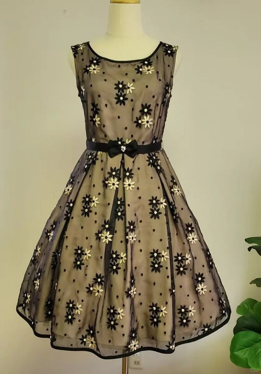 NiceVestidos -- Kurzes Homecoming-Kleid, Mädchenkleid, Retro-Outfit, Vintage-Kleid mit Netzstickerei, NV5662