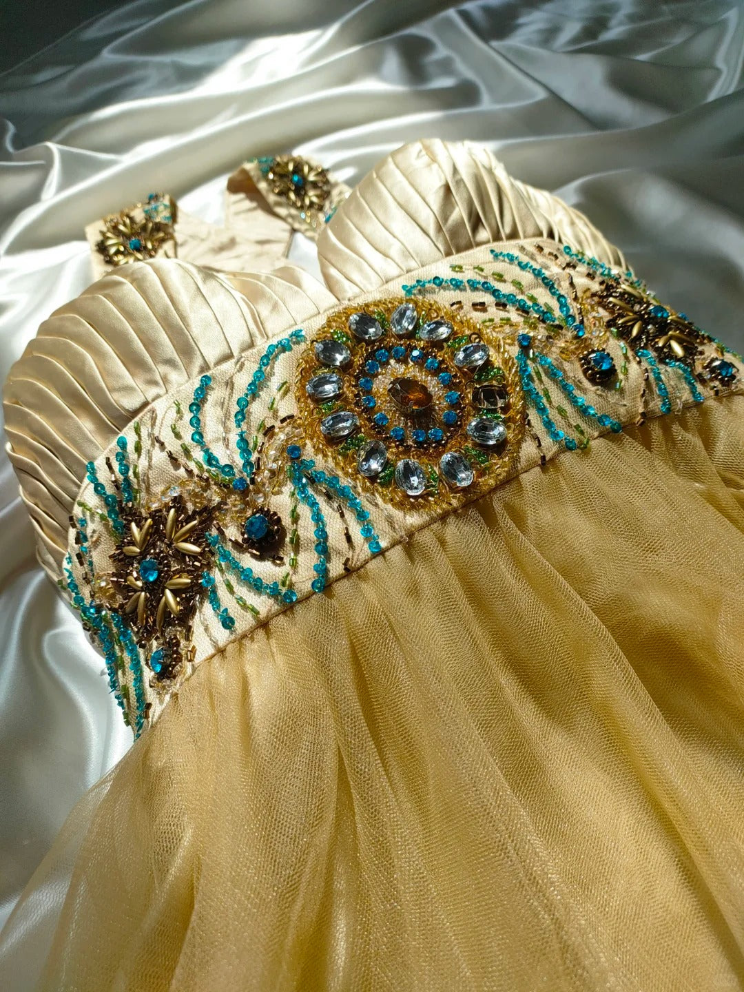 Gold Beaded Gorgeous Tulle Short Homecoming Dress Birthday Dress nv5237