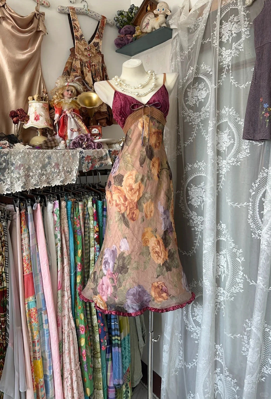 Robe de bal mi-longue en mousseline de soie, style rétro floral, nv5425