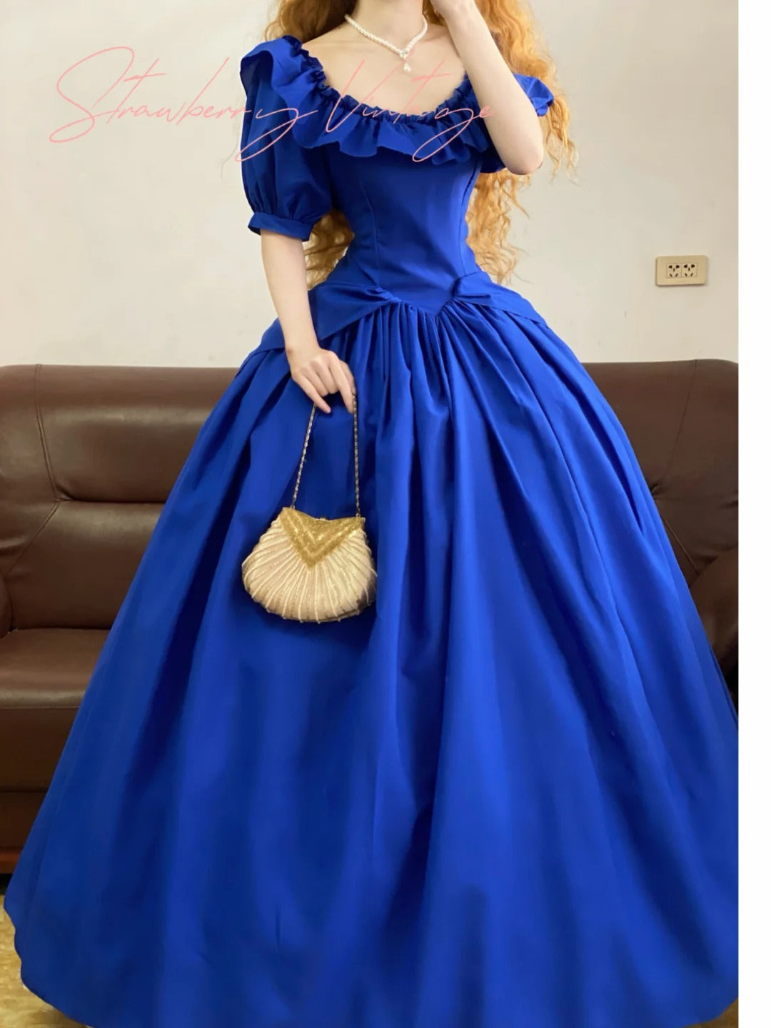 Klein Blue Elegantes langes Tüll-Ballkleid nv5024