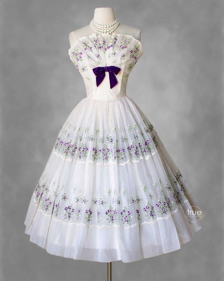 NiceVestidos-Sweet And Elegant Short Homecoming Dress Birthday Dress nv5521