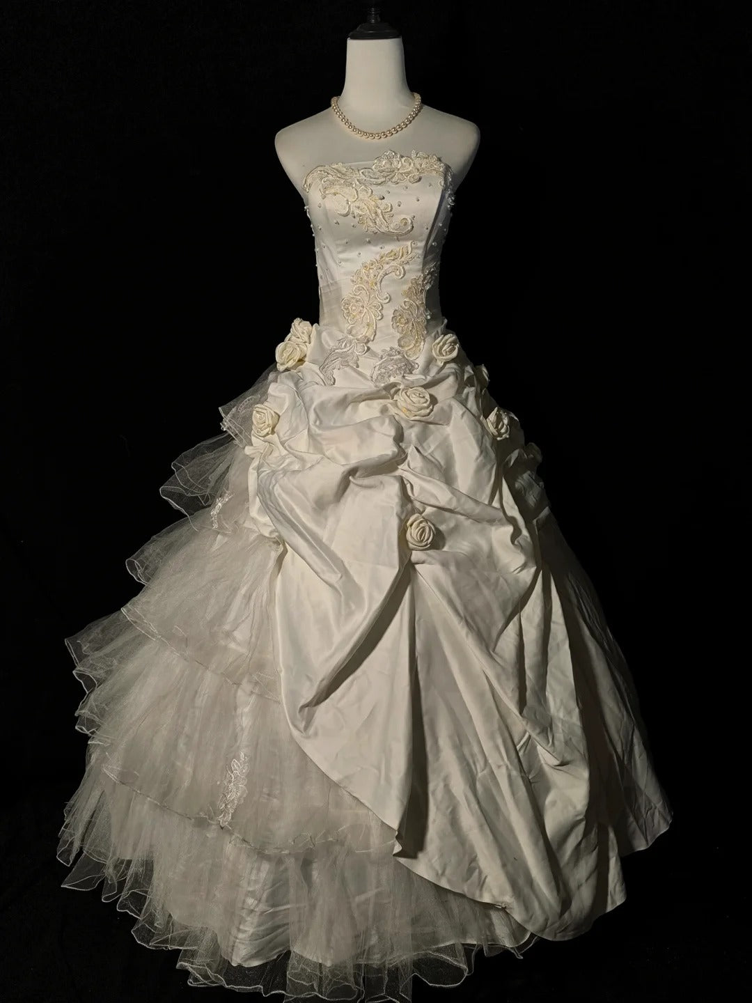 Ivory White Gorgeous 3D Rose Applique Long chiffon Satin Floor Length Ball Gown Evening Gown Wedding Dress nv4036