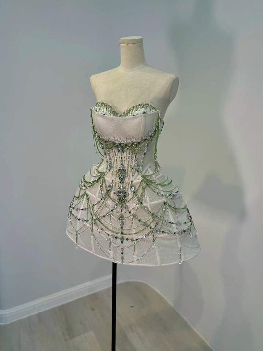 Weiß Grün Perlen Kurzes Satin Homecoming Kleid Partykleid nv4857