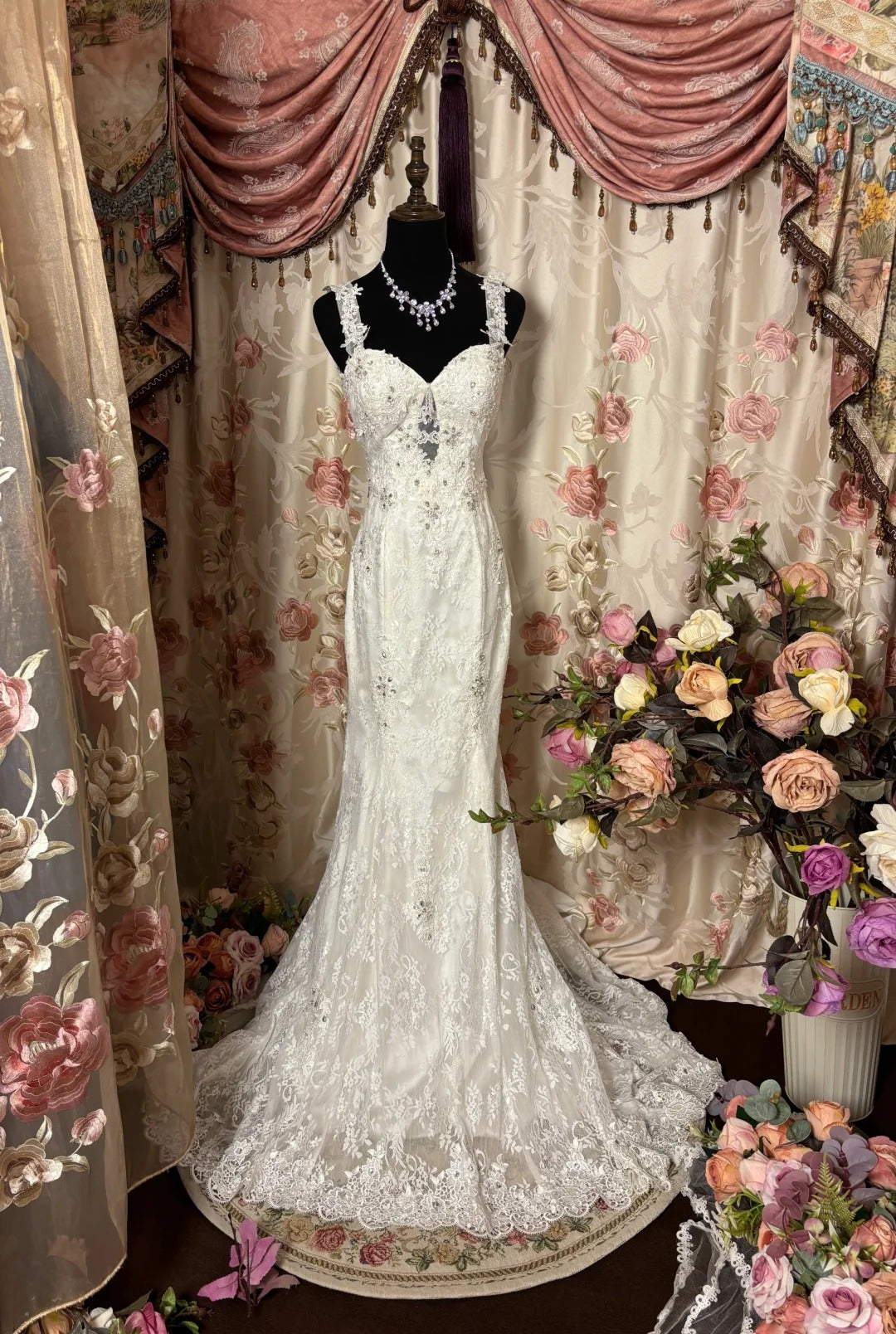 Weißes Vintage Elegantes Exquisites Perlenbesetztes Spitzen-Langtüll-Meerjungfrauenkleid Schlankes Bodenlanges Ballkleid Abendkleid Partykleid Hochzeitskleid nv4122