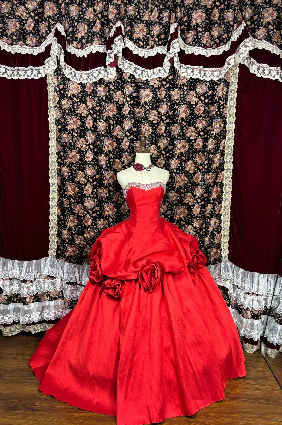 Robe de soirée longue en satin à fleurs rouges, robe de princesse, robe de bal, robe de quinceanera, nv4653