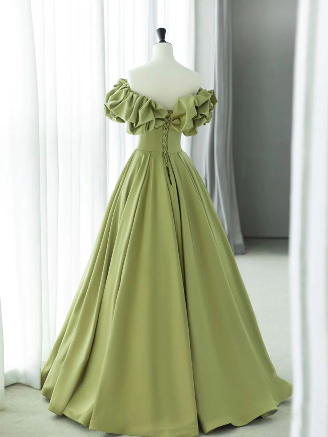 Grünes langes Ballkleid aus Satin in A-Linie, nv2164