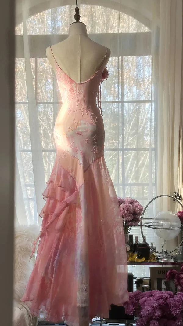 Elegantes und romantisches langes Ballkleid aus Chiffon mit Rüschen in Rosa, NV5321