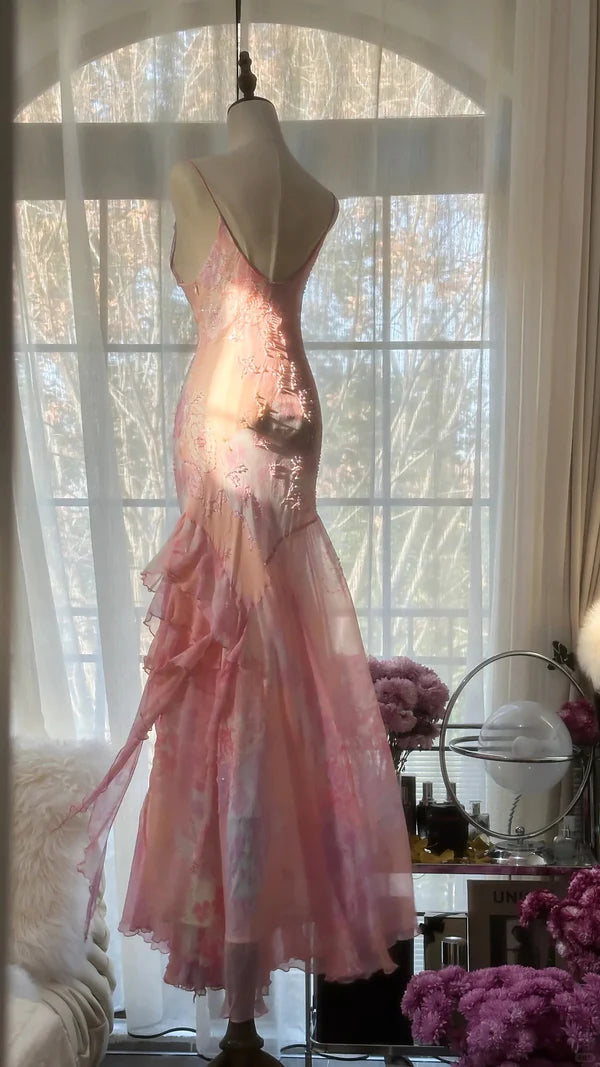Elegantes und romantisches langes Ballkleid aus Chiffon mit Rüschen in Rosa, NV5321