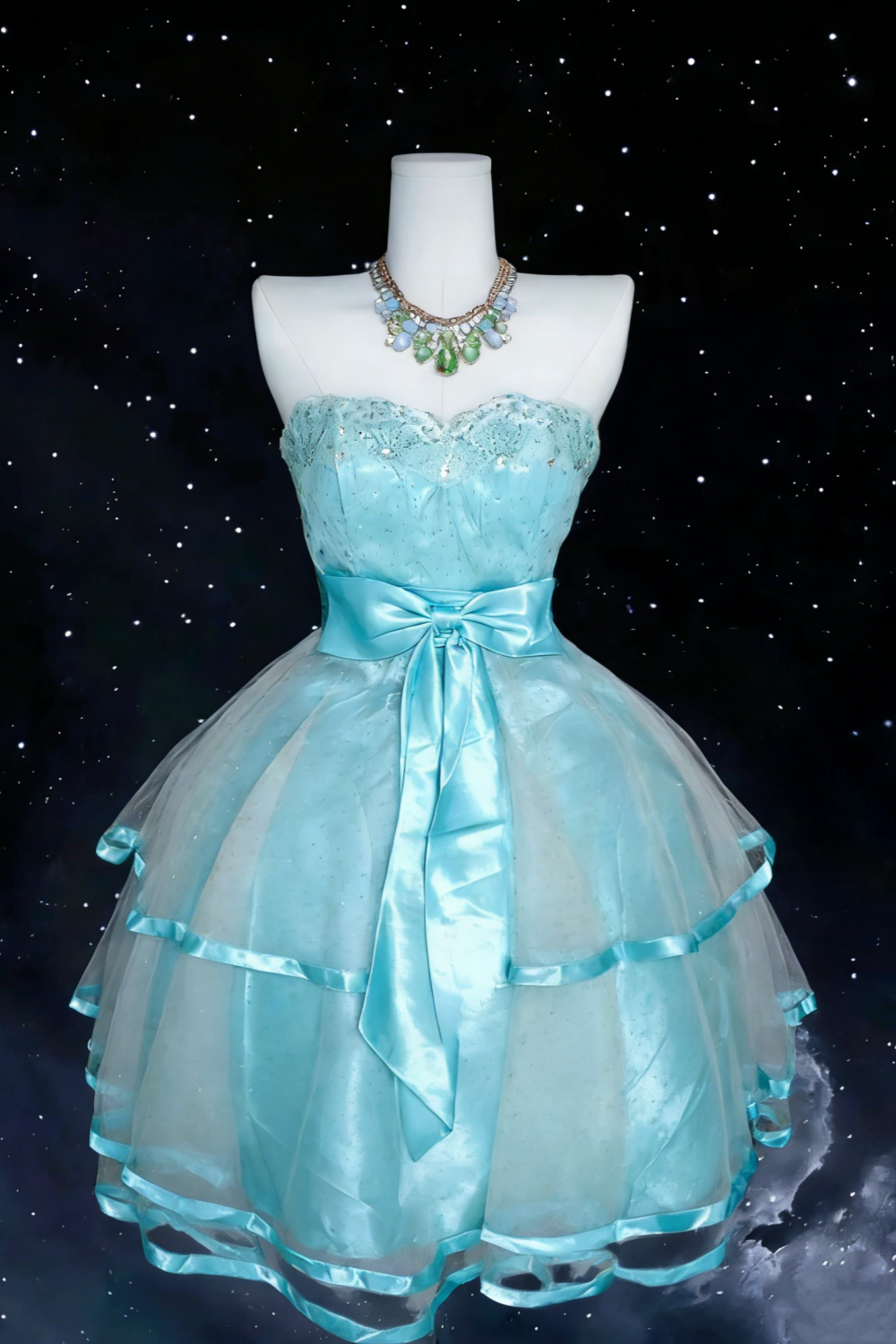 Mintfarbenes eisblaues Prinzessinnenkleid: Galaxy Starlight-Stickerei im Saum NV6836