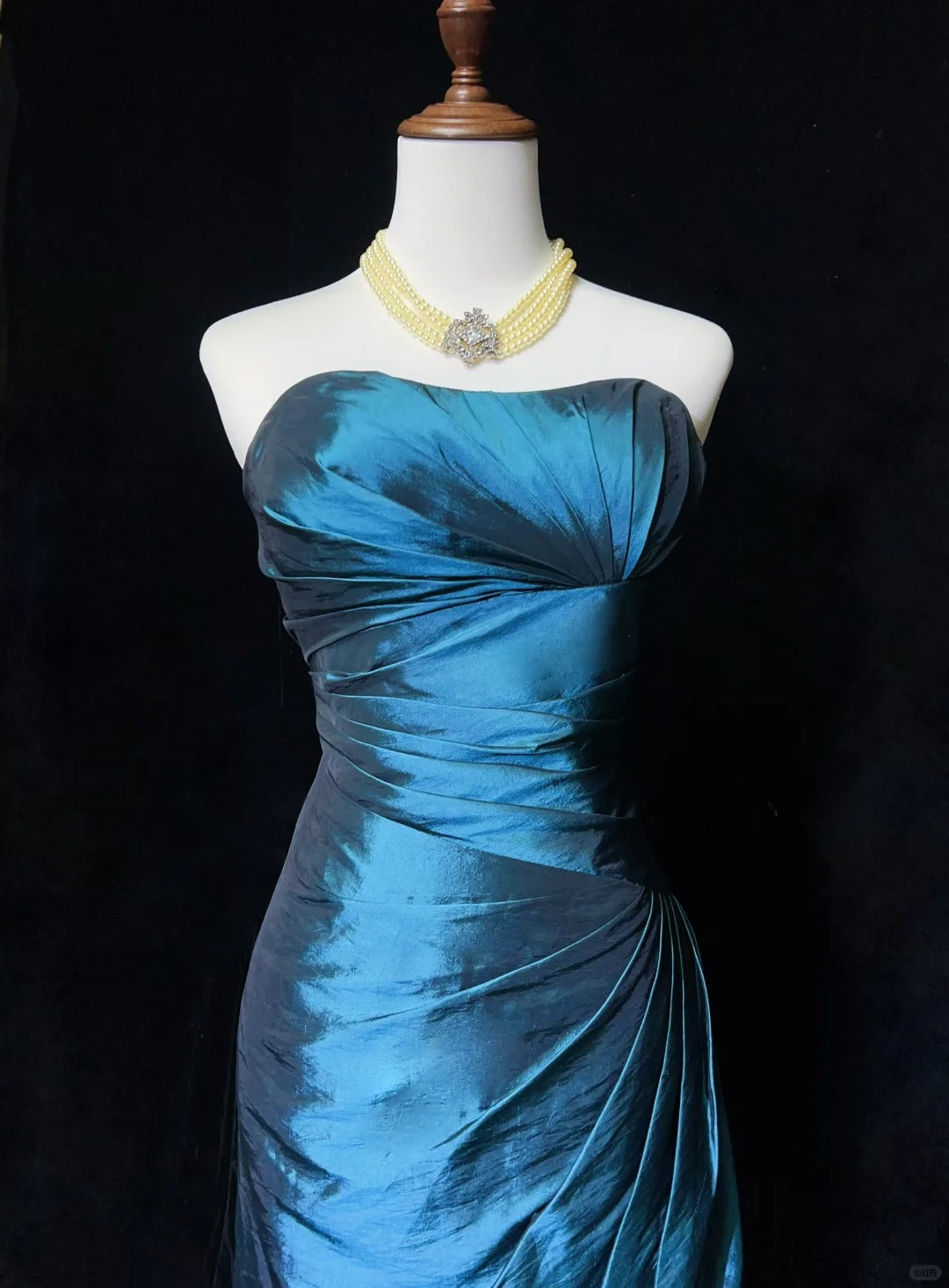 Pfauenblaues Homecoming-Kleid, kurzes Satin-Ballkleid, Abendkleid, nv4389