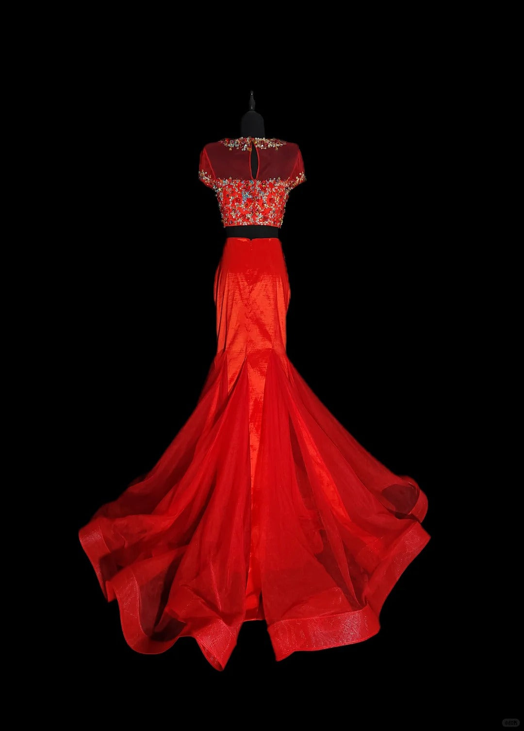 Red Gorgeous Vintage Elegant Exquisite Beaded Short Sleeve Long Mermaid Mermaid Dress Satin Tulle Chiffon Ball Gown Evening Dress Party Dress Wedding Dress Prom Dress nv3962