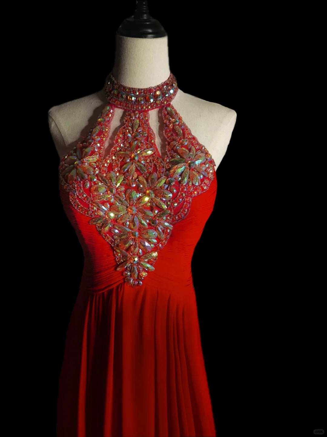 Red Gorgeous Vintage Exquisite Gem Beaded Halter Long Mermaid Slim Floor Length Satin Ball Gown Evening Gown Party Dress nv3946