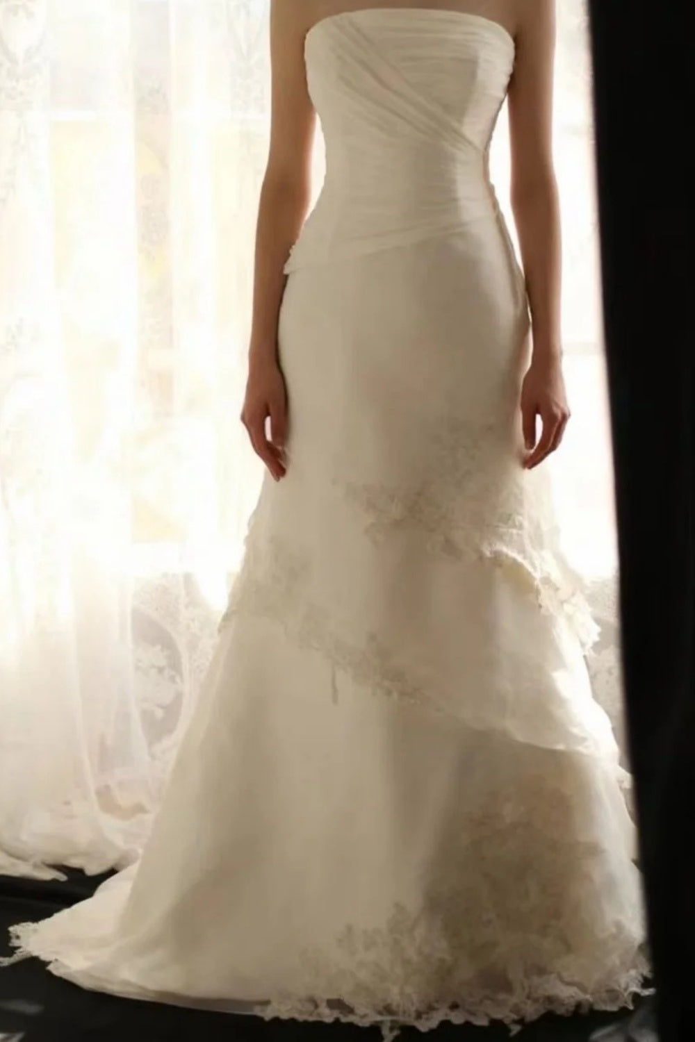 Minimalist White Strapless Bridal Dress, Lace Layered Mermaid Wedding Gown  NV6883