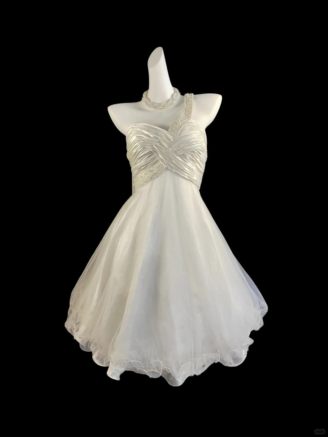 White stylish pleated pearl beaded short chiffon homecoming dress for birthdays nv5222