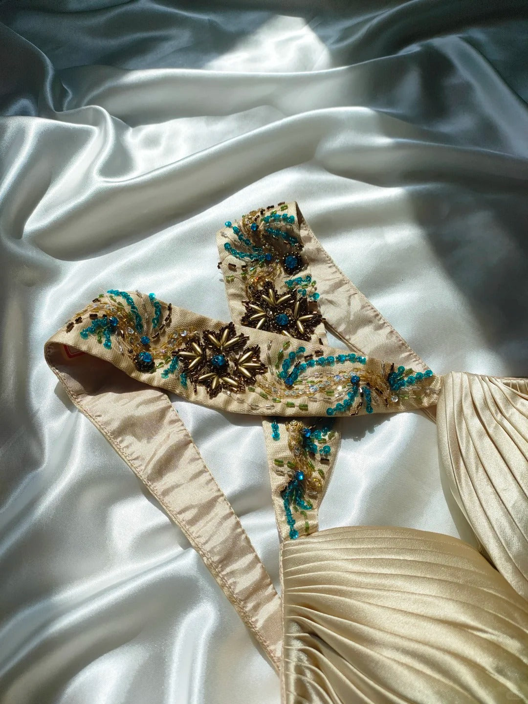 Gold Beaded Gorgeous Tulle Short Homecoming Dress Birthday Dress nv5237