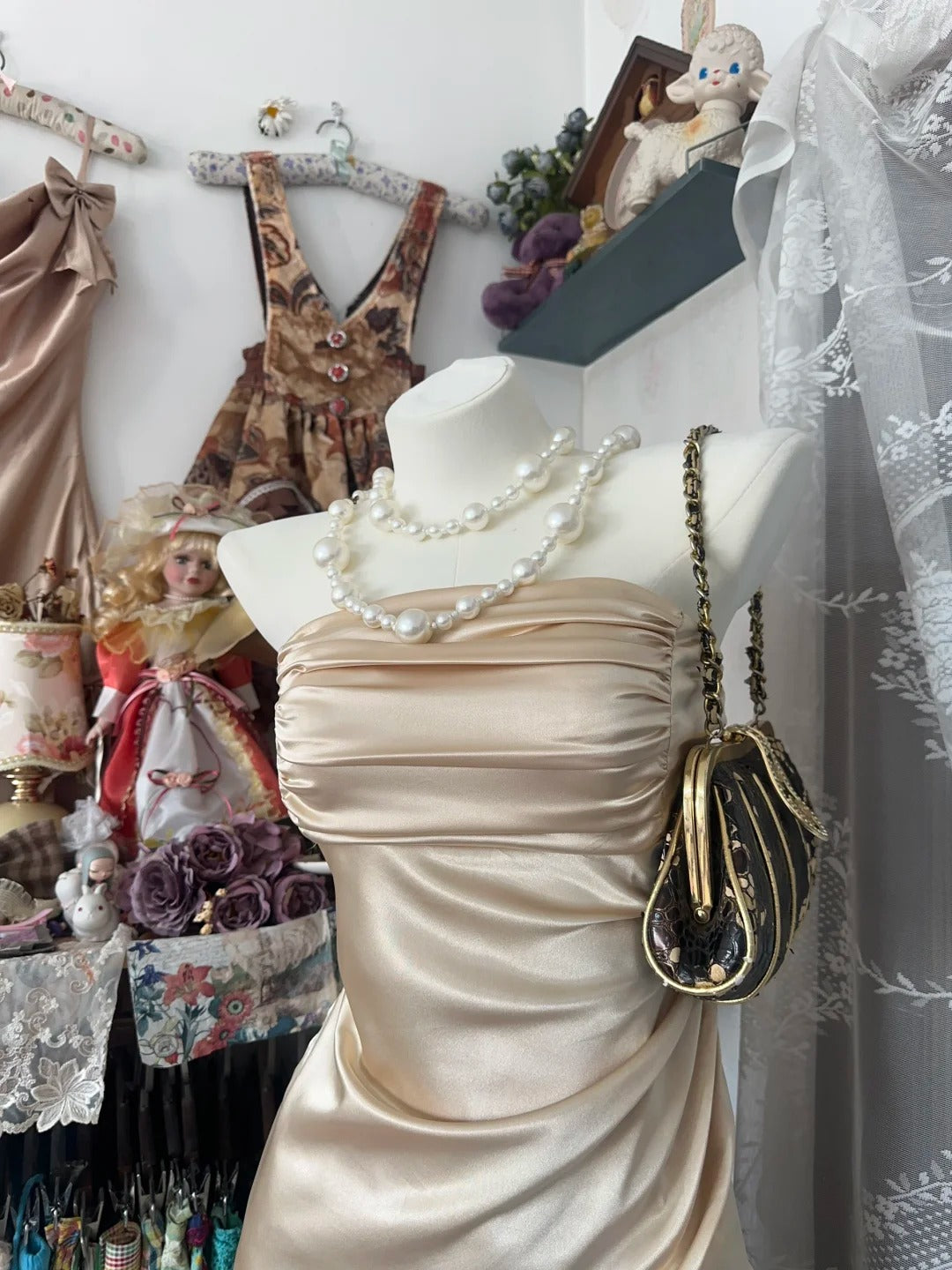 Champagne Retro Elegant Short Ruffle Satin Homecoming Dress Birthday Dress Cocktail Party Dress nv4626