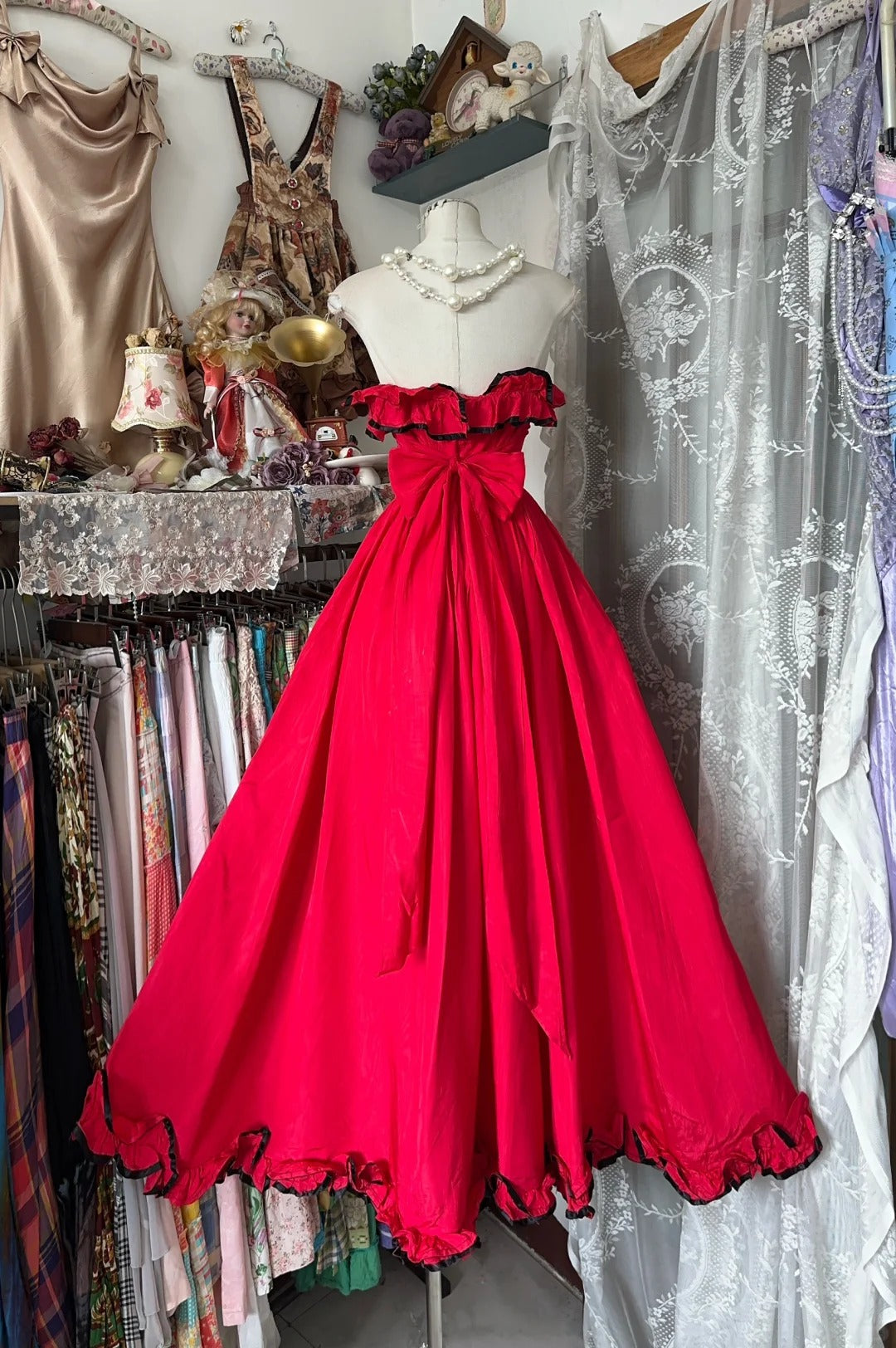 Retro rotes, modisches, langes Chiffon-Ballkleid nv5428
