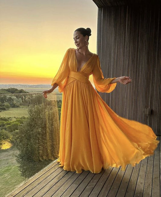 Robe de soirée longue élégante et simple à col en V jaune nv2384