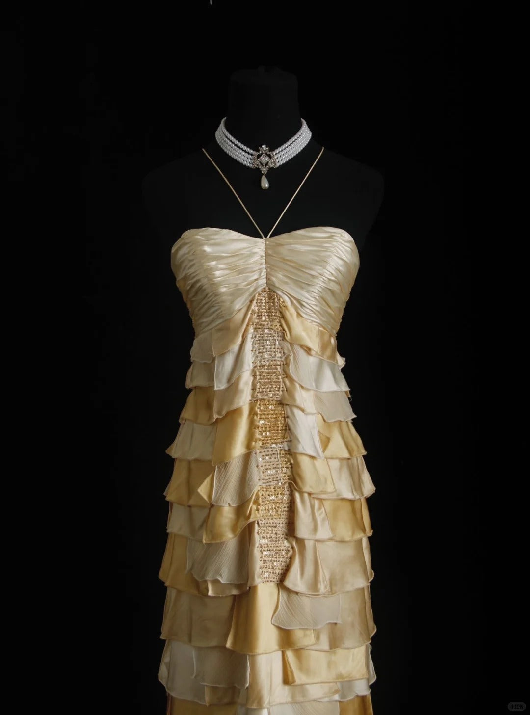 Robe de soirée longue à volants en mousseline de soie à paillettes marron et jaune vintage nv5208