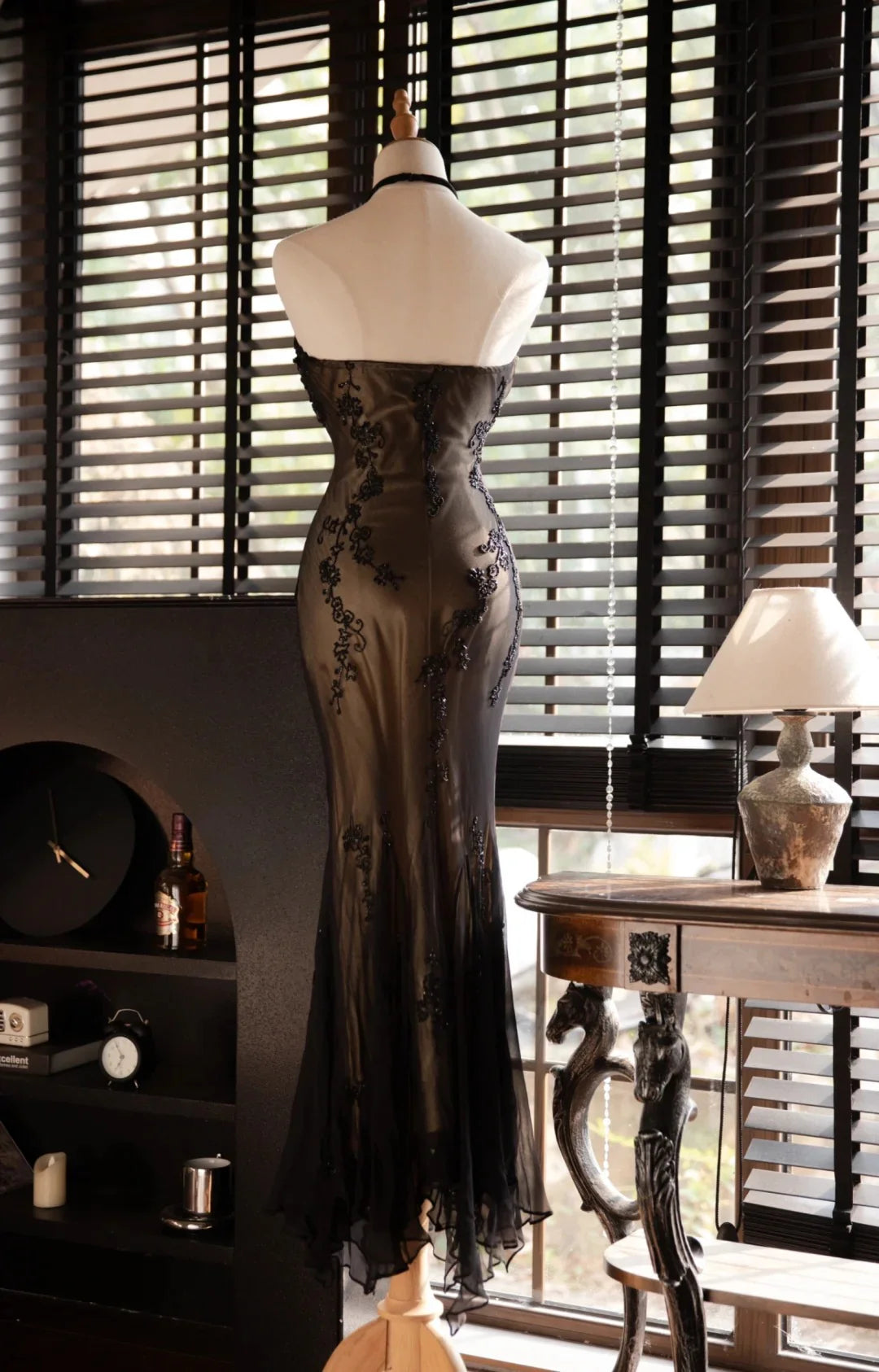 Black Vintage Elegant Delicate Floral Beads Sexy Camisole Sleeveless Long Tulle Chiffon Ball Gown Party Dress Evening Gown Prom Dress nv3951