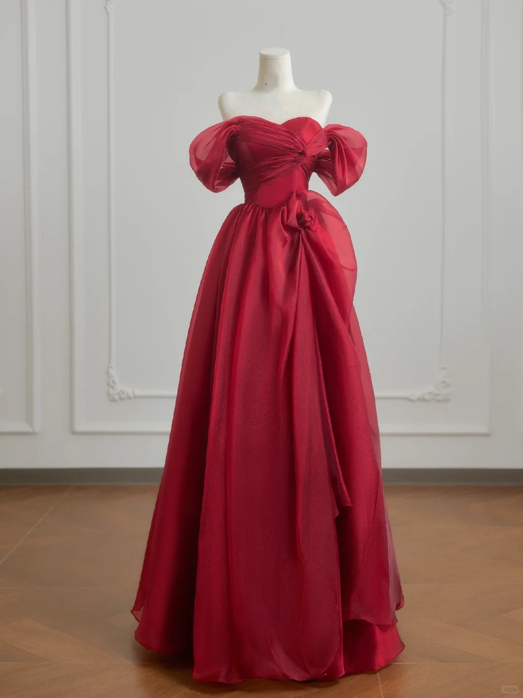 Robe de soirée longue en tulle rouge élégante nv4953