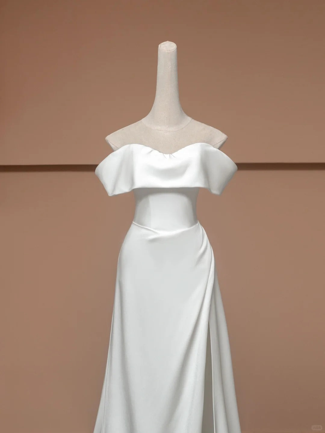 White Elegant Fashion Long Satin Prom Dress Evening Dress Party Dress nv4737