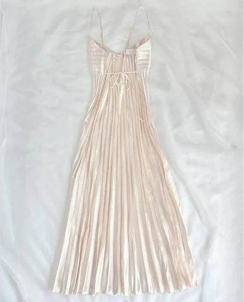 NiceVestidos - Robe de bal longue et simple en satin plissé à bretelles spaghetti, robe rétro Nv5630
