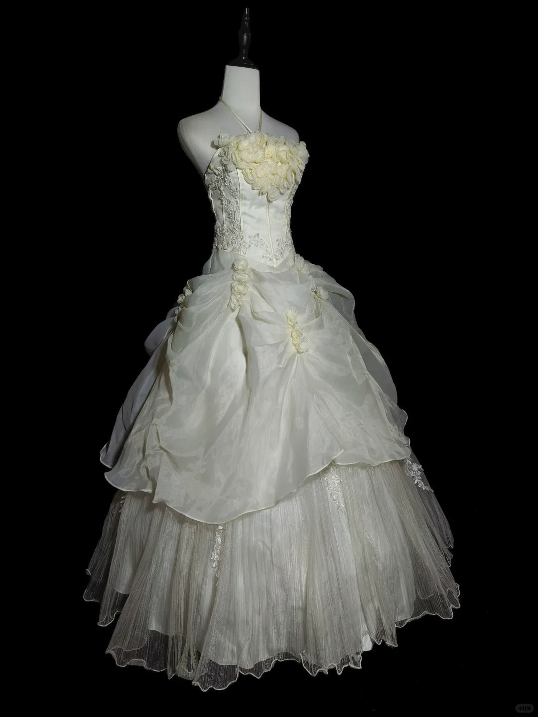 Beige Floral Elegant Long Tulle Ball Gown nv4779