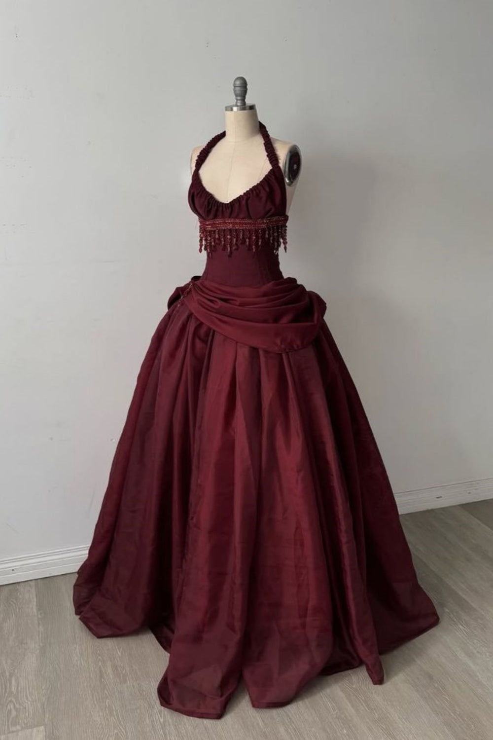 Halter Sleeveless Burgundy Satin Maxi Dress Luxury Elegant Tassel Waist Ball Gown for Gala Ball NV6299