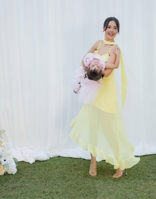 Yellow Fashion Elegant Spaghetti Strap Long Chiffon Ball Gown Evening Dress Wedding Guest Party Dress Prom Dress nv4022