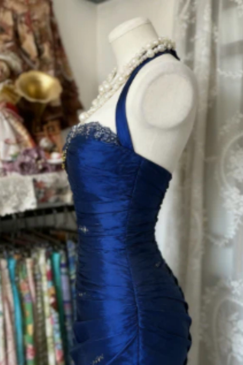 Elegantes langes Retro-Satinkleid NV6656