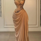 Burgunderfarbenes, langes Samtkleid mit zarter Perlenstickerei NV6687