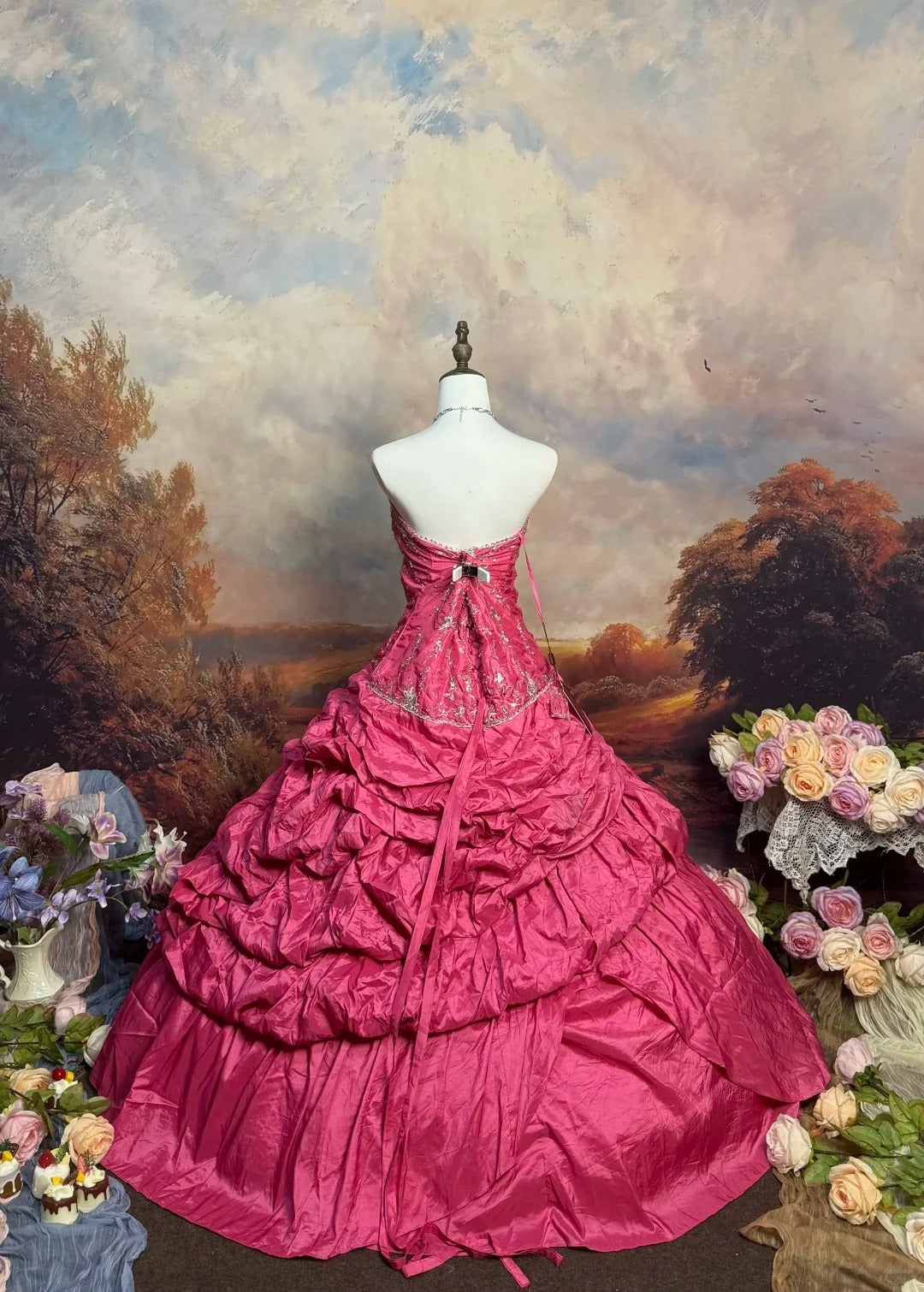 Rosa Vintage Perlenbesetztes langes Satin-Ballkleid nv5146