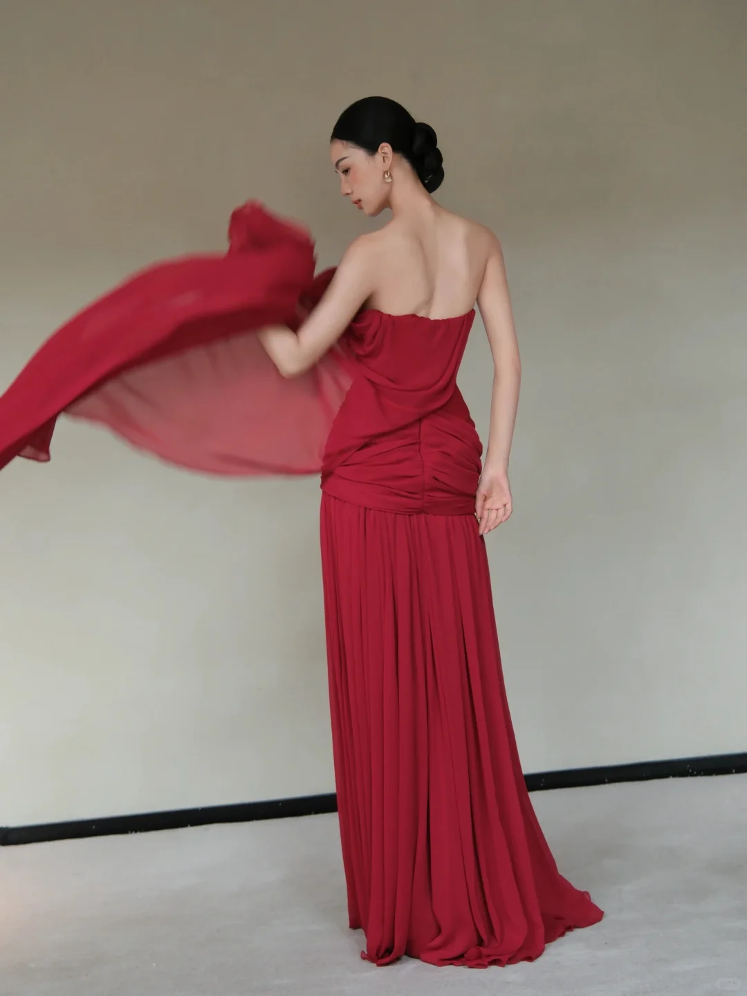 Burgundy One Shoulder Draped Chiffon Pleated Evening Gown with Cape  NV7188