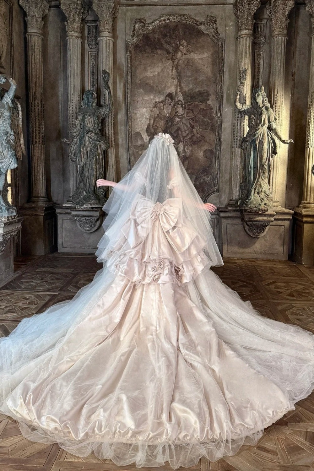 Sleeping Rose in a European Castle 🐚🤍🦢 Long Vintage Wedding Dress NV6653