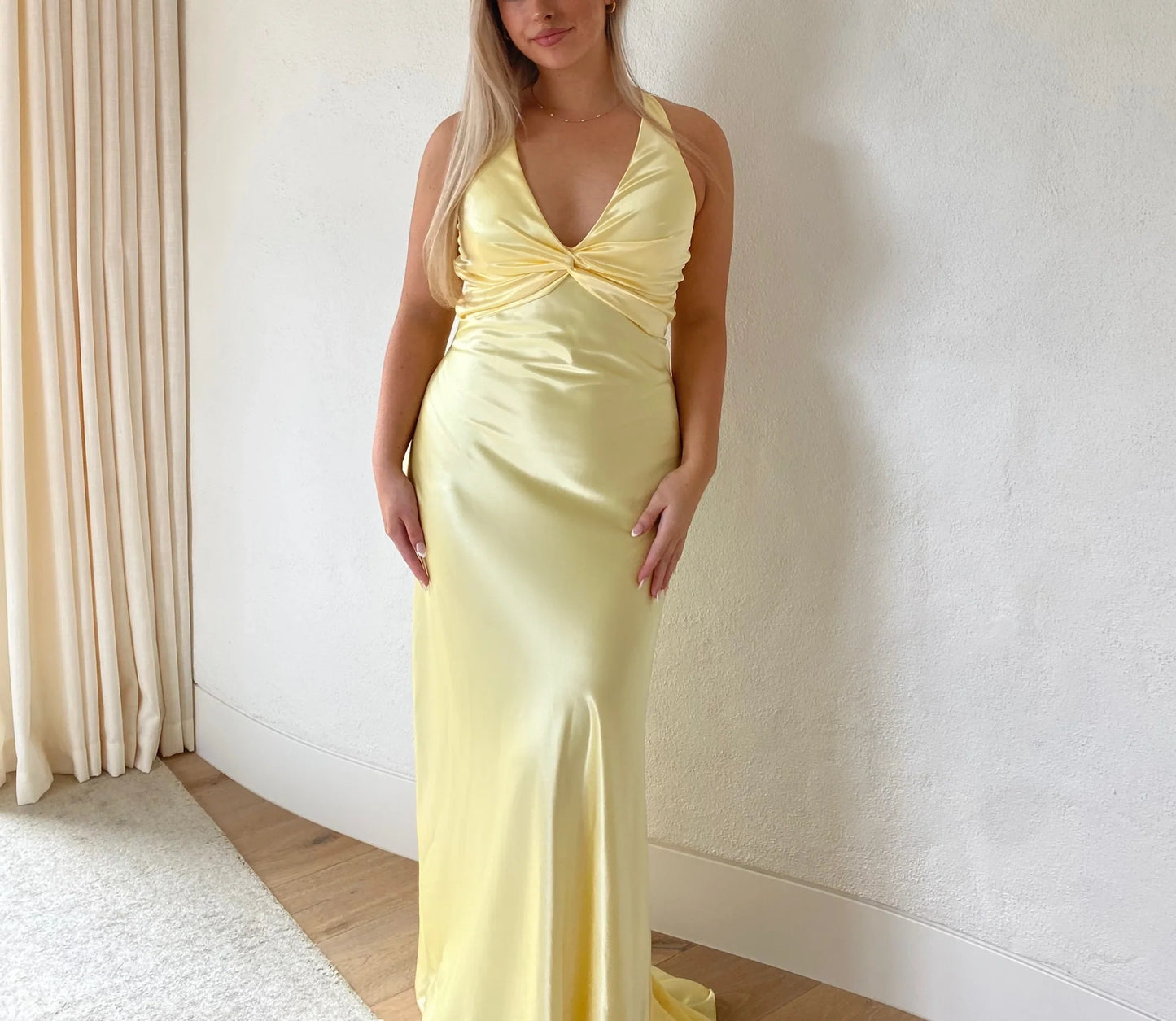 Yellow V-neck backless fashion elegant long satin ball gown evening dress wedding guest party dress nv2013