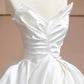 Robe de mariée, robe de bal et robe de soirée longue en satin blanc, élégante et simple. nv5078