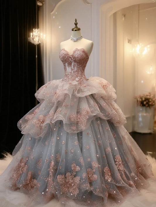 Éclat de neige poudrée | Robe rose champagne pour un bal d'hiver NV6516