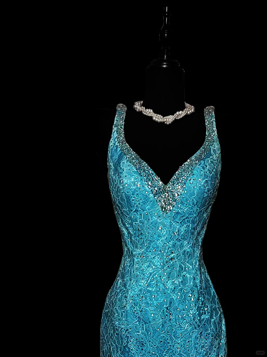 Blau Glänzend Mode Elegant V-Ausschnitt Blumen Lange Meerjungfrau Schlank Fischschwanzrock Satin Bodenlang Schleppe Ballkleid Abendkleid Partykleid Ballkleid nv3862