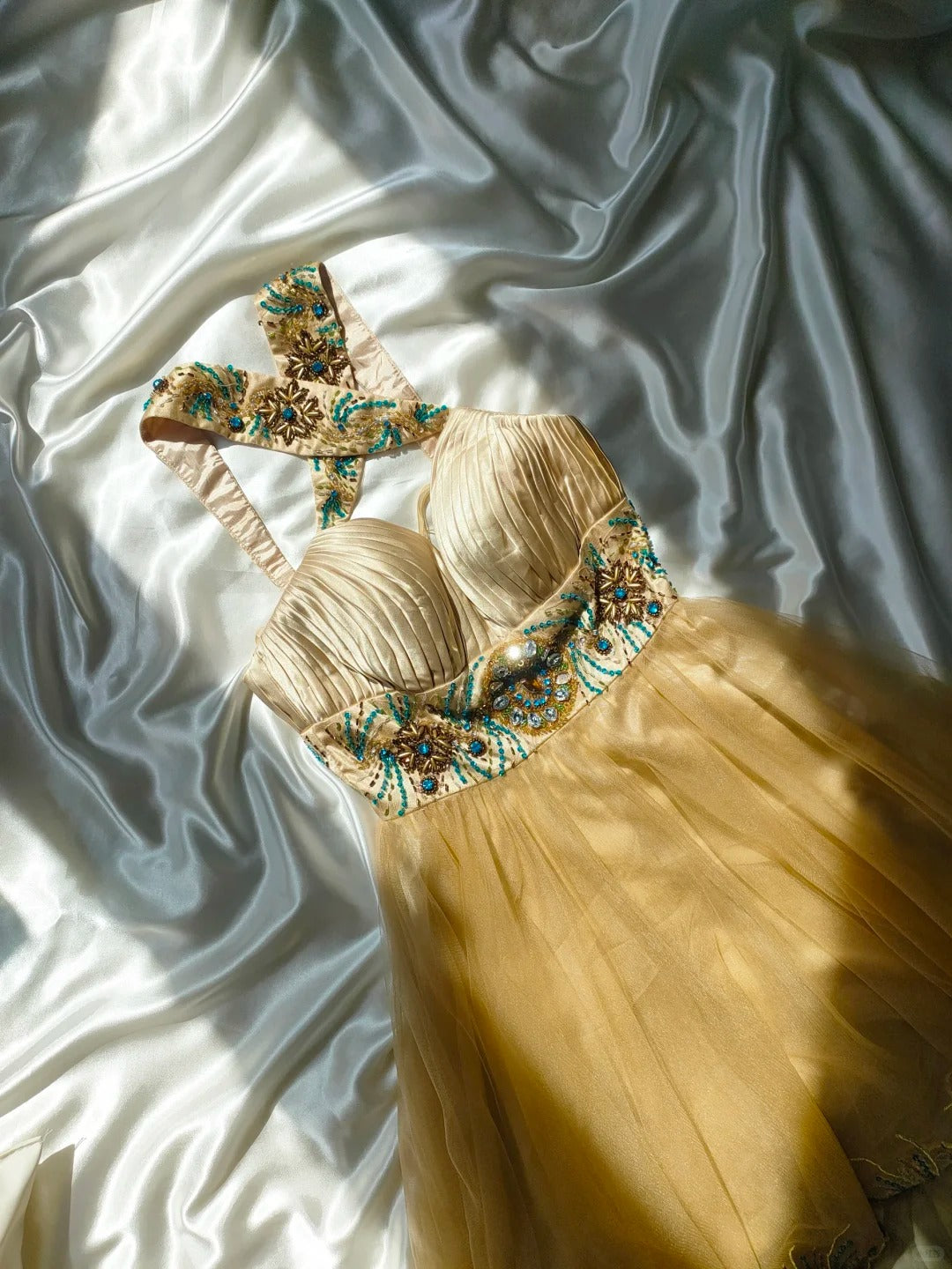 Gold Beaded Gorgeous Tulle Short Homecoming Dress Birthday Dress nv5237