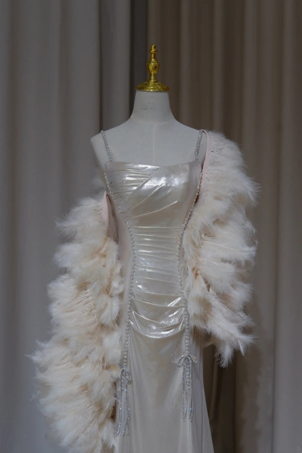 NiceVestidos (châle en plumes non inclus) : robe de bal longue, élégante et scintillante, robe de soirée NV5991