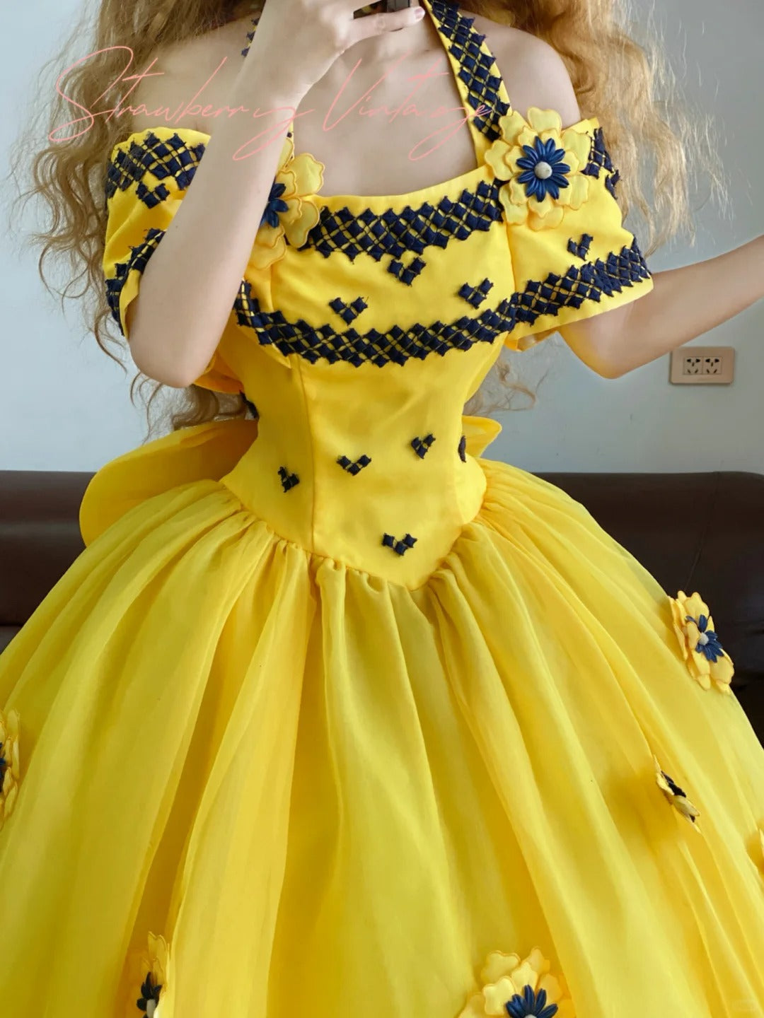 Gelbes, florales, elegantes, langes Ballkleid aus Tüll mit Sonnenblumenmuster, NV5022