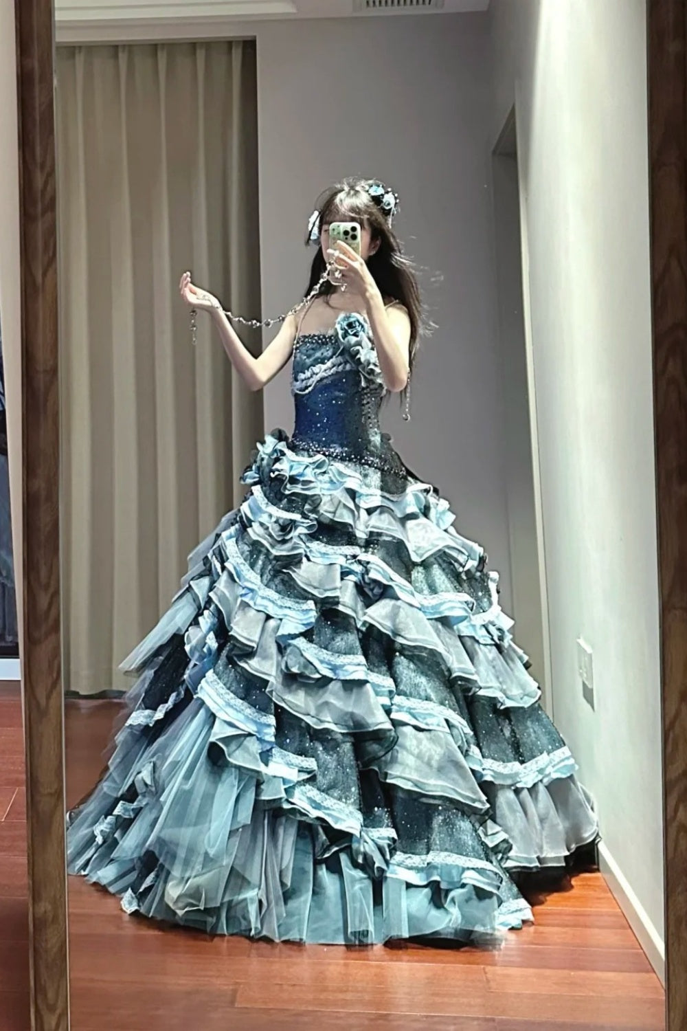 NiceVestidos – Blaues Vintage-Ballkleid mit exquisiten Perlen und langem, mehrlagigem Tüll, Prinzessinnenkleid zum 16. Geburtstag, Märchen-Meerestochter, NV5666