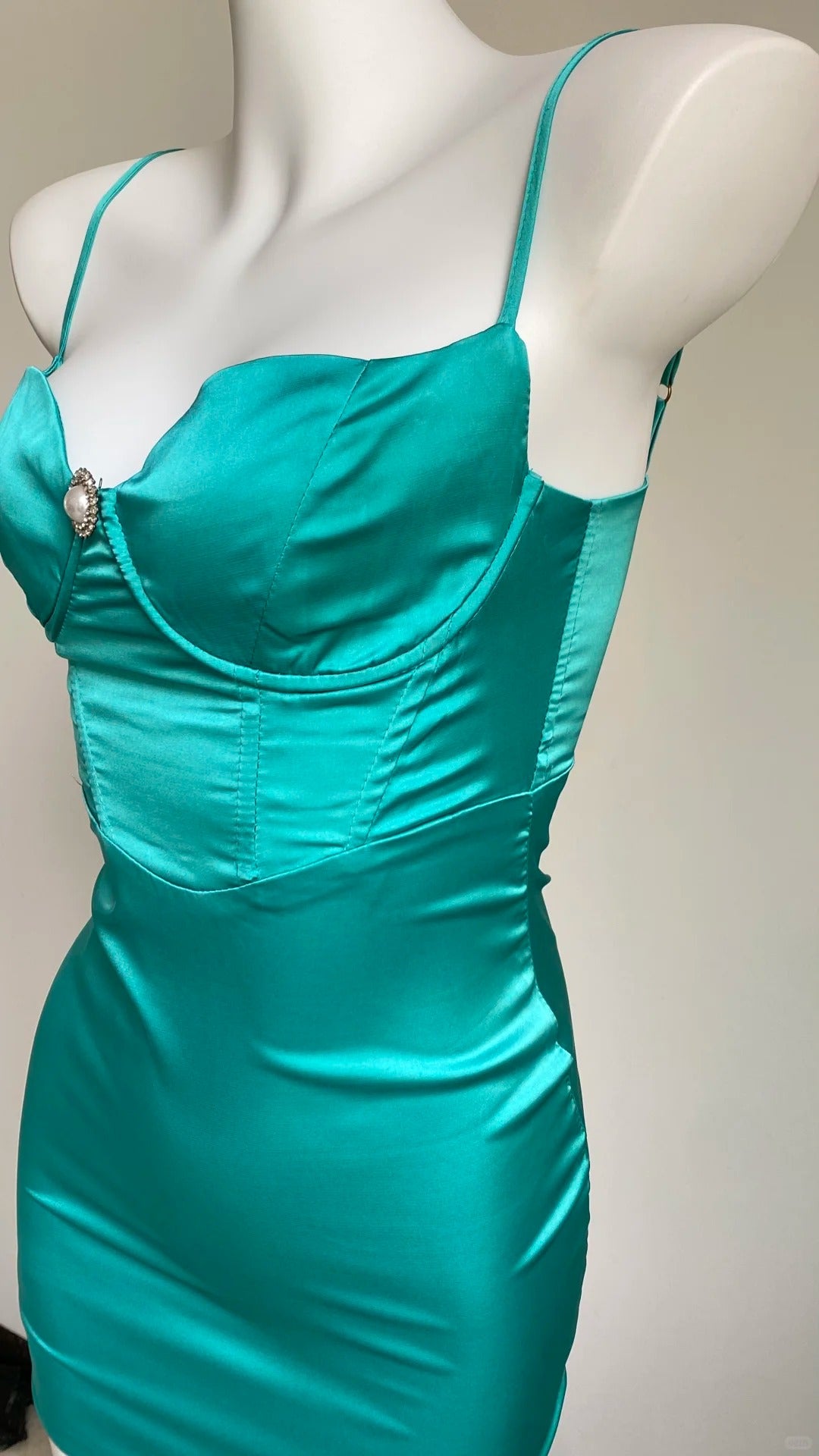 Mint Green Fashion Spaghetti Strap Short Satin Homecoming Dress Birthday Dress nv5160
