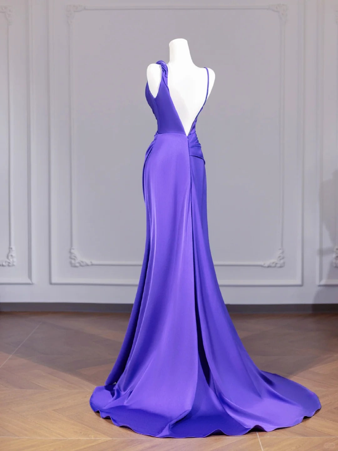 Lila Elegantes rückenfreies langes Satin-Ballkleid nv4964