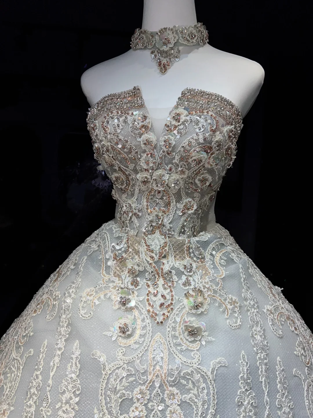 Champagne Gold Heavy Beaded Lace Ball Gown Strapless Vintage Wedding Prom Dress  NV7075