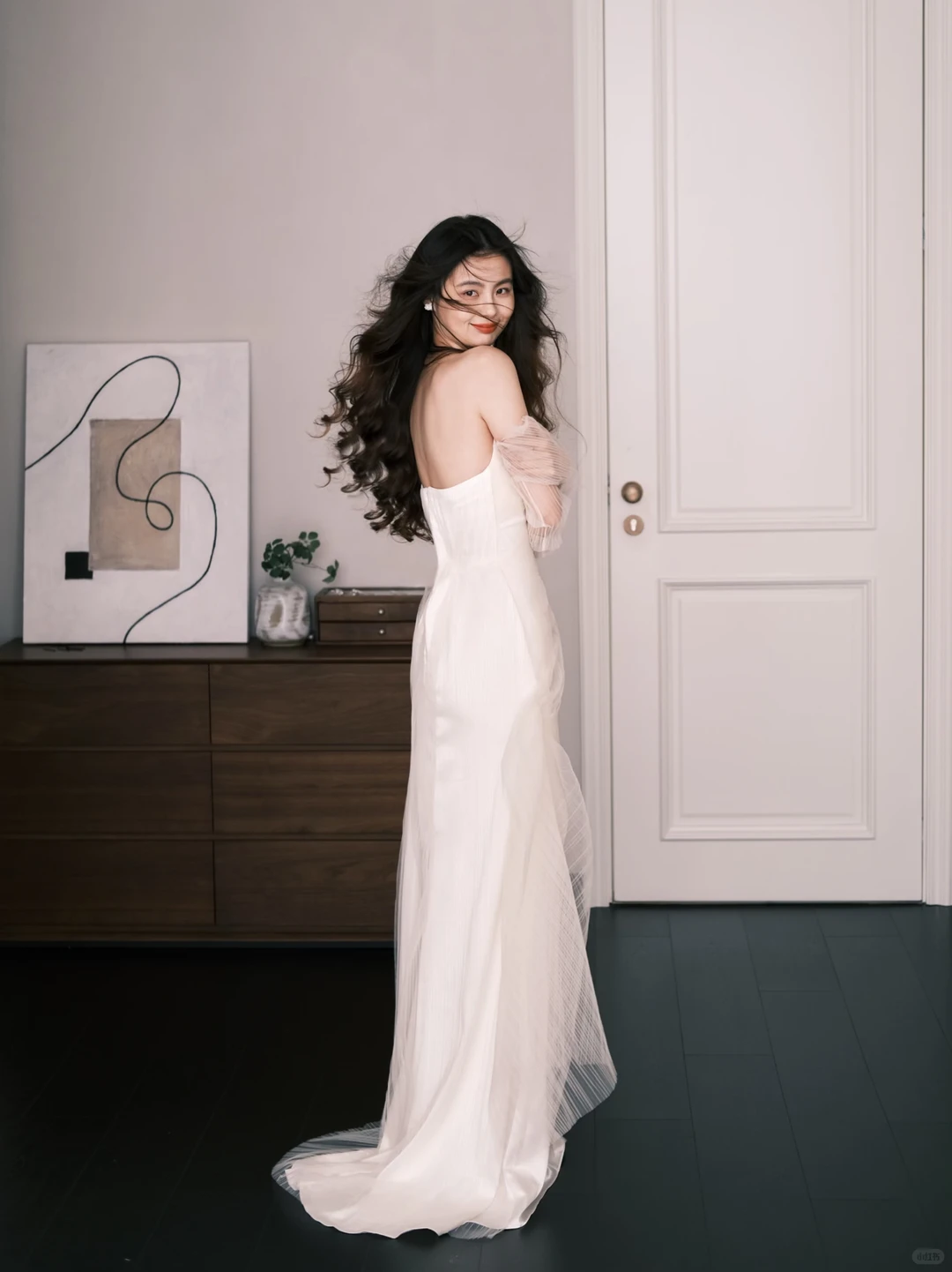 Strapless Satin Minimalist Wedding Dress, Ivory Bridal Gown with Tulle Sleeves  NV7281