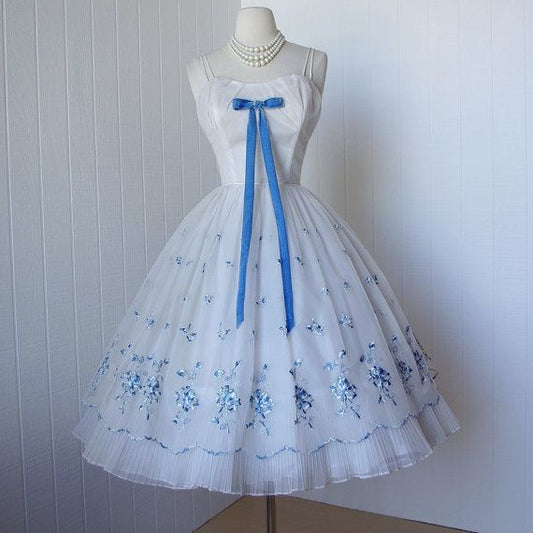 NiceVestidos-Sweet And Elegant Short Homecoming Dress Birthday Dress nv5520