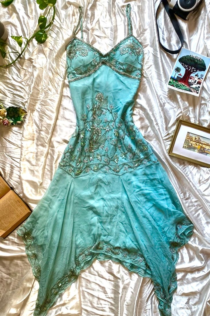 NiceVestidos--Blue Vintage Exquisite Floral Short Chiffon Homecoming Dress NV5713